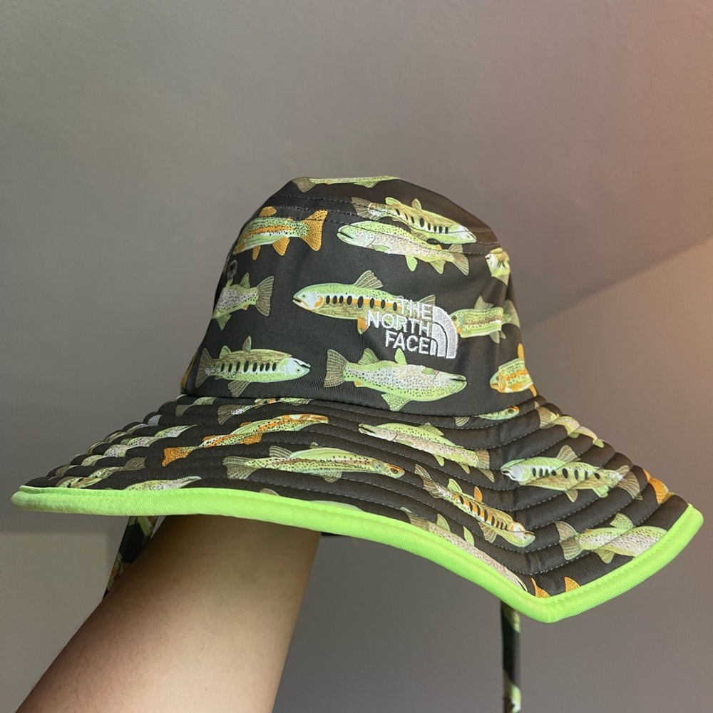 North face baby beach hat